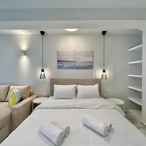  Apartment Kono & Griechenland