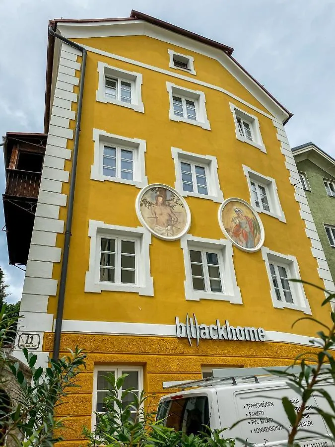 Blackhome Vintage Innsbruck City Centre I Contactless Check-In Apartment